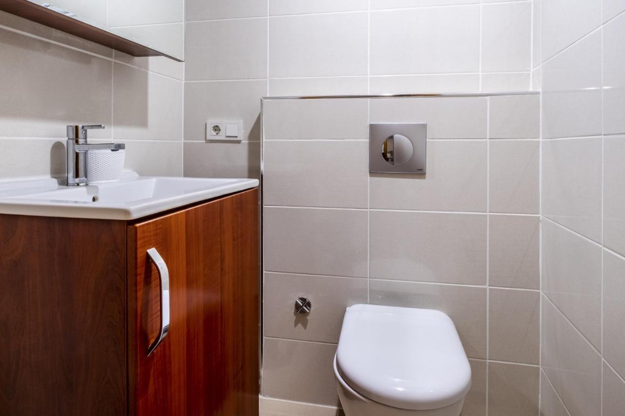 Flat With Sea View Near Uskudar Ferry Station Apartment Istanbul Exterior photo